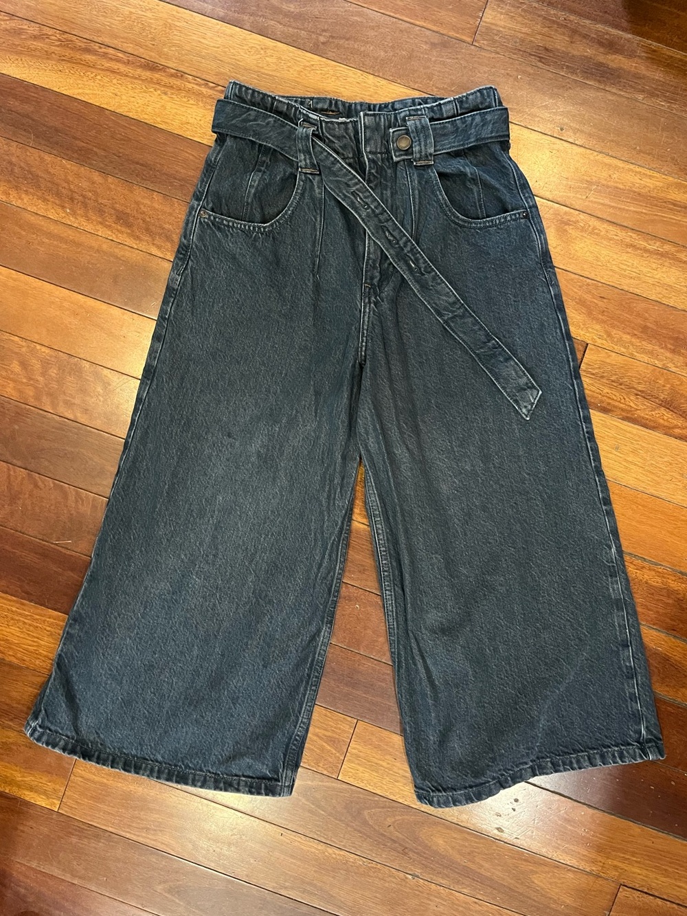 Banana Republic Belted Wide Leg Jeans Size 27